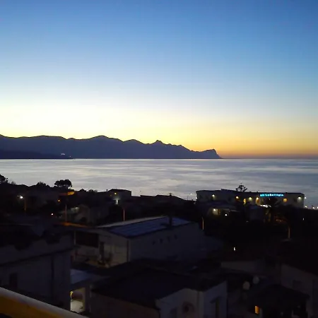 Aurora Boreale Hébergement de vacances Alcamo Marina